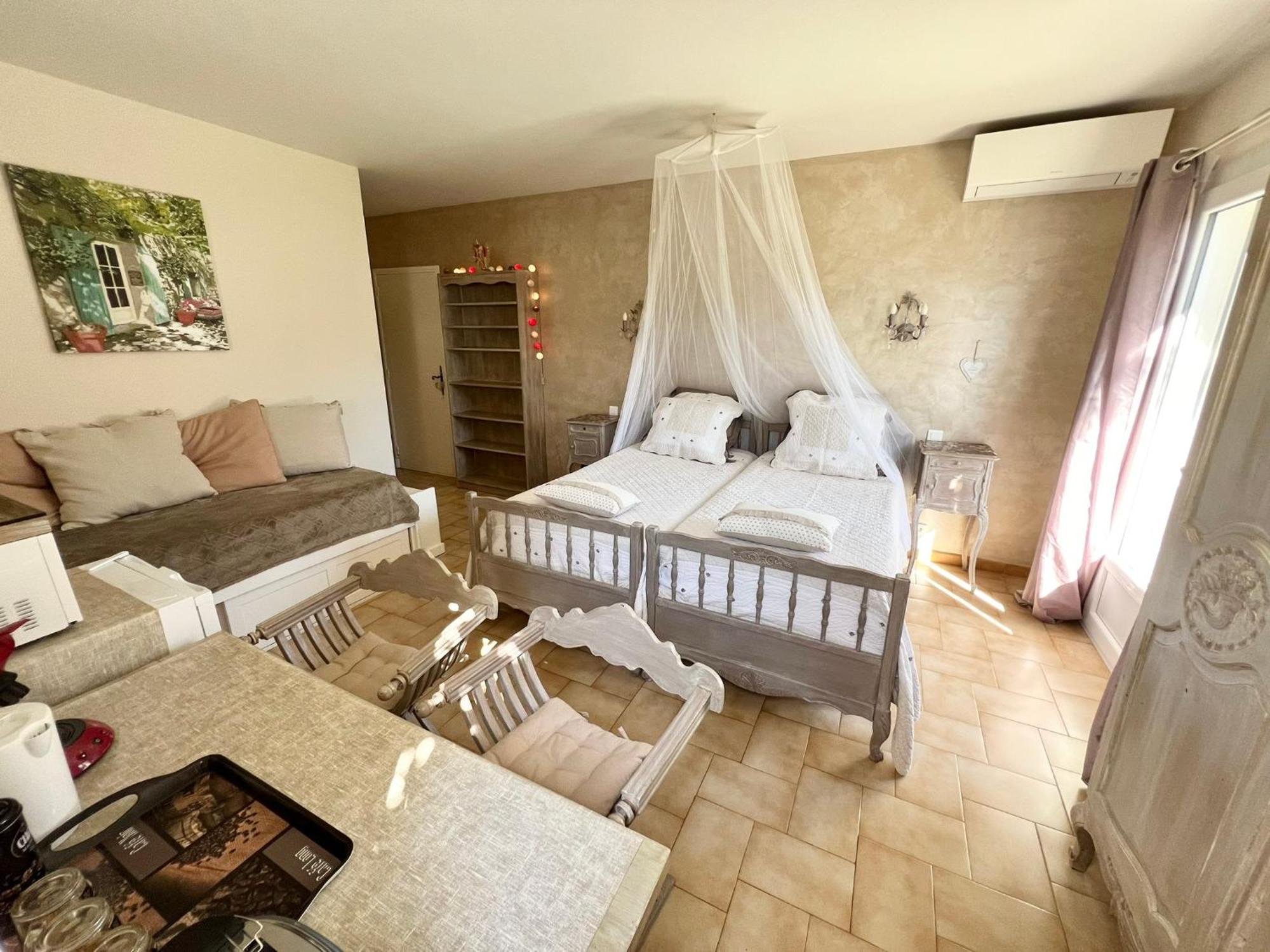 Bastide Du Levant Сент-Максим Экстерьер фото